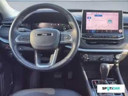 Photo 8 Jeep Compass  1.3 Turbo T4 240ch PHEV 4xe S AT6 eAWD
