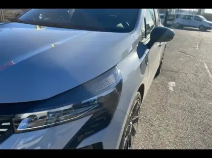 Photo 13 Renault Clio  1.6 E-Tech 145ch full hybrid esprit Alpine - 24