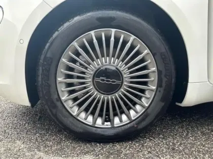 Photo 10 Fiat 500  e 118ch Pack Confort & Style MY24