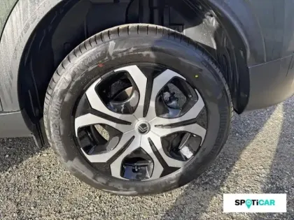 Photo 10 Citroën C3 Aircross  1.2 Hybride 145ch PLUS 7 places