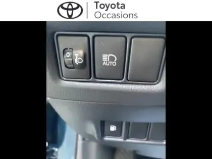 Photo 14 Toyota C-HR  1.8 Hybride 122ch Dynamic E-CVT