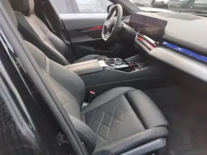 Photo 4 BMW Serie 5 Série 5 Touring 530e 299ch M Sport xDrive