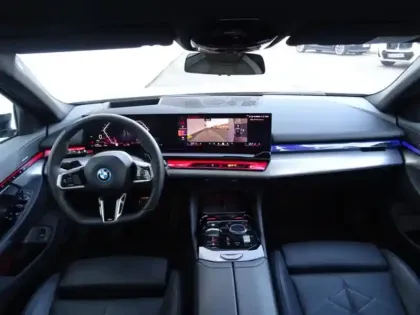 Photo 15 BMW Serie 5 Série 5 Touring 530e 299ch M Sport xDrive