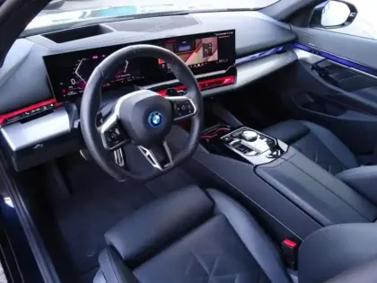 Photo 11 BMW Serie 5 Série 5 Touring 530e 299ch M Sport xDrive