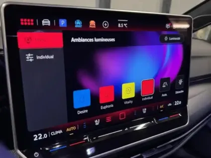 Photo 13 Volkswagen Golf  2.0 TSI 300ch GTI Clubsport DSG7