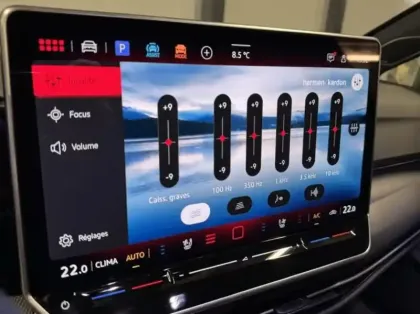 Photo 12 Volkswagen Golf  2.0 TSI 300ch GTI Clubsport DSG7