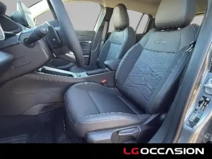 Photo 9 Jeep Avenger  1.2 Turbo T3 110ch MHEV Summit BVR6 eHybrid