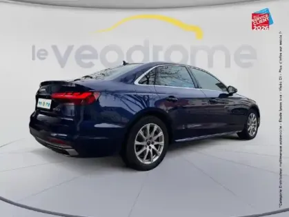 Photo 20 Audi A4  40 TFSI 204ch Business line Plus S tronic 7 GPS Camera