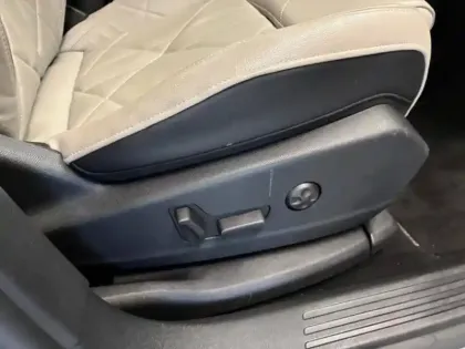 Photo 9 DS DS 7  Crossback E-TENSE 225ch Rivoli