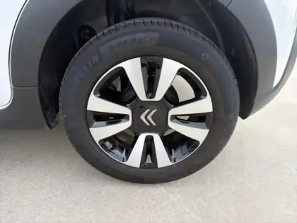 Photo 7 Citroën C3  1.2 PureTech 83ch S&S YOU