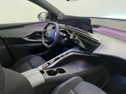 Photo 5 Peugeot 5008  Hybrid 145ch GT e-DCS6