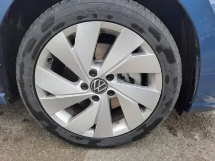 Photo 9 Volkswagen Golf  1.5 eHybrid 204ch VW Edition DSG6