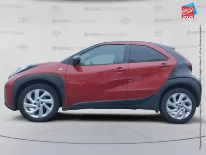 Photo 6 Toyota Aygo  X 1.0 VVT-i 72ch Design S-CVT