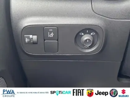 Photo 12 Citroën C3  1.2 PureTech 110ch S&S Shine EAT6