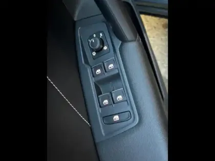 Photo 10 Volkswagen Tiguan  2.0 TDI 150ch R-Line DSG7