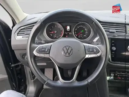 Photo 12 Volkswagen Tiguan  1.5 TSI 150ch Active DSG7