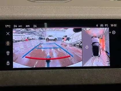 Photo 14 DS DS 4  E-TENSE 225ch Performance Line +