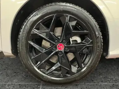 Photo 13 DS DS 4  E-TENSE 225ch Performance Line +