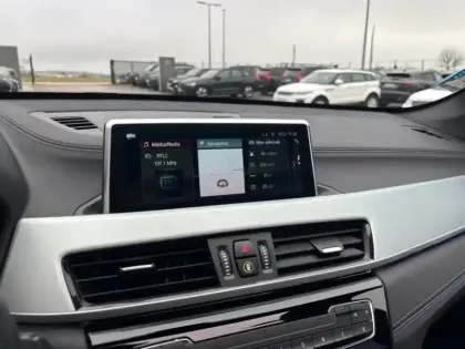 Photo 10 BMW X1  sDrive18dA 150ch M Sport