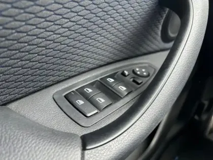 Photo 14 BMW X1  sDrive18dA 150ch M Sport