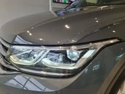 Photo 5 Volkswagen Tiguan  2.0 TDI 150ch Elegance DSG7