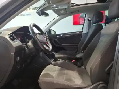 Photo 10 Volkswagen Tiguan  2.0 TDI 150ch Elegance DSG7