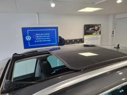 Photo 8 Volkswagen Tiguan  2.0 TDI 150ch Elegance DSG7