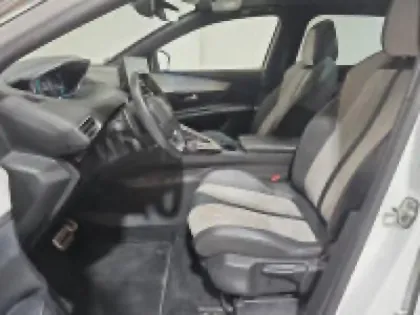 Photo 8 Peugeot 3008  HYBRID 225ch GT e-EAT8