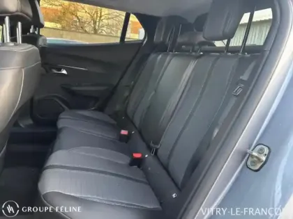 Photo 9 Peugeot 2008  e- 136ch Allure Business