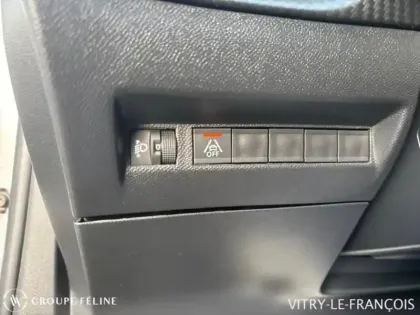 Photo 12 Peugeot 2008  e- 136ch Allure Business