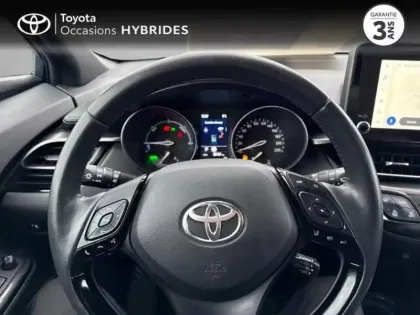 Photo 12 Toyota C-HR  1.8 Hybride 122ch Design E-CVT