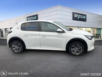 Photo 3 Peugeot 208  e- 136ch Style