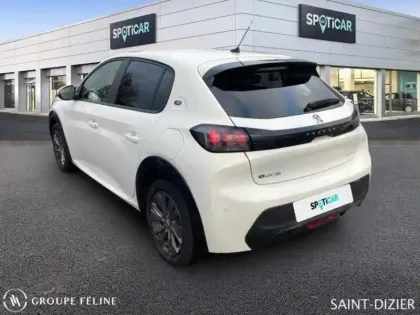 Photo 6 Peugeot 208  e- 136ch Style