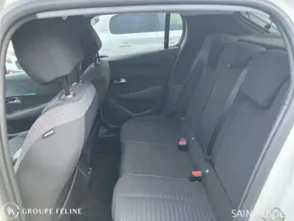 Photo 9 Peugeot 208  e- 136ch Style