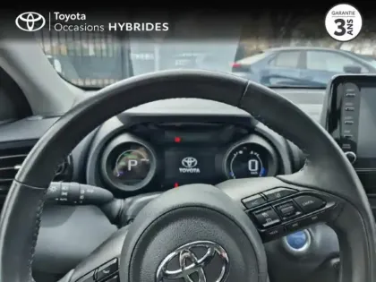 Photo 12 Toyota Yaris  116h Design 5p MY22