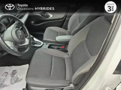 Photo 10 Toyota Yaris  116h Design 5p MY22