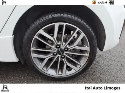 Photo 10 Kia Rio  1.0 T-GDI 120ch MHEV GT-Line Premium DCT7