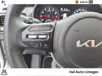 Photo 12 Kia Rio  1.0 T-GDI 120ch MHEV GT-Line Premium DCT7