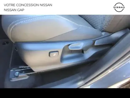 Photo 12 Toyota C-HR  2.0 Hybride 184ch Design Ultimate E-CVT