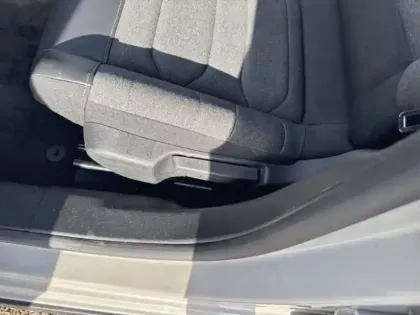 Photo 13 Citroën C3  1.2 PureTech 110ch S&S Shine Pack  EAT6