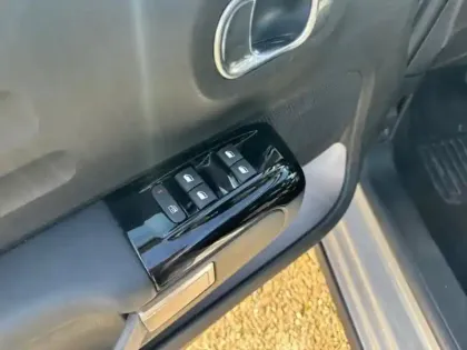 Photo 12 Citroën C3  1.2 PureTech 110ch S&S Shine Pack  EAT6