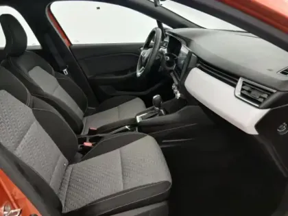 Photo 6 Renault Clio  1.6 E-Tech 140ch Limited -21