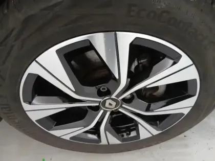 Photo 9 Renault Clio  1.6 E-Tech 140ch Limited -21