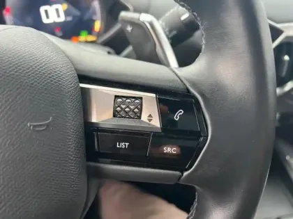 Photo 13 DS DS 3  Crossback PureTech 130ch Grand Chic Automatique 7cv