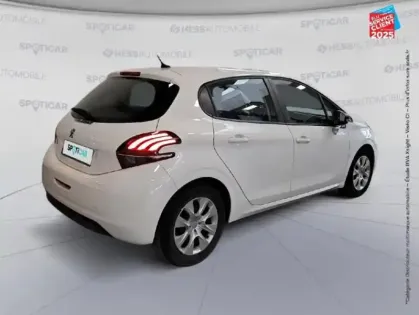 Photo 5 Peugeot 208  1.2 PURETECH 68CH E6.C LIKE 5P