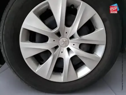 Photo 24 Peugeot 208  1.2 PURETECH 68CH E6.C LIKE 5P