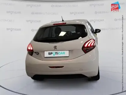 Photo 6 Peugeot 208  1.2 PURETECH 68CH E6.C LIKE 5P