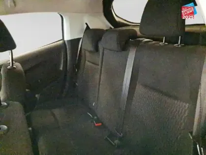 Photo 10 Peugeot 208  1.5 BLUEHDI 100CH E6.C SIGNATURE BVM5 86G 5P