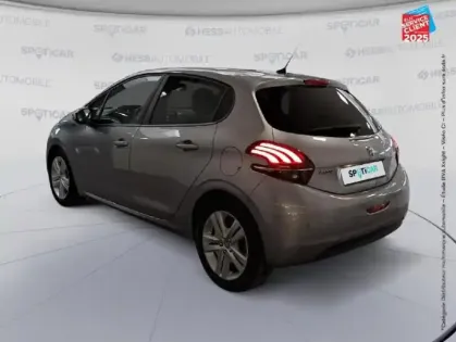 Photo 7 Peugeot 208  1.5 BLUEHDI 100CH E6.C SIGNATURE BVM5 86G 5P