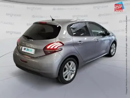 Photo 5 Peugeot 208  1.5 BLUEHDI 100CH E6.C SIGNATURE BVM5 86G 5P